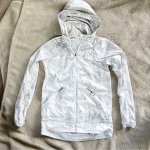 Lululemon Miss Misty Lightweight Hooded Jacket